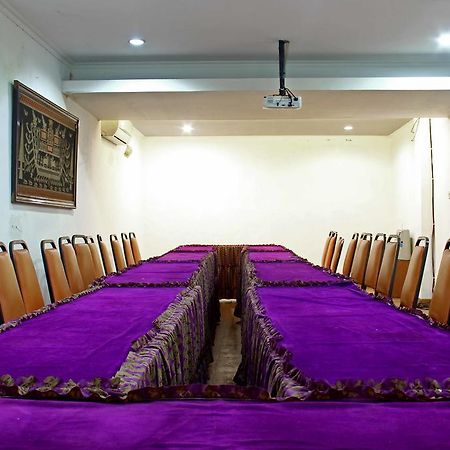 Reddoorz @ Pelajar Pejuang 2 Hotel Bandung Bagian luar foto